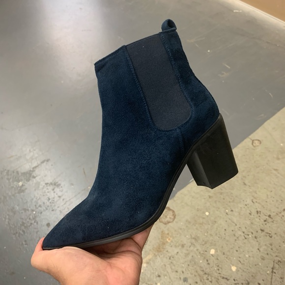 Women’s Pointed Toe Chelsea Ankle High Heel Block Boot in Navy Faux Suede - Picture 5 of 15